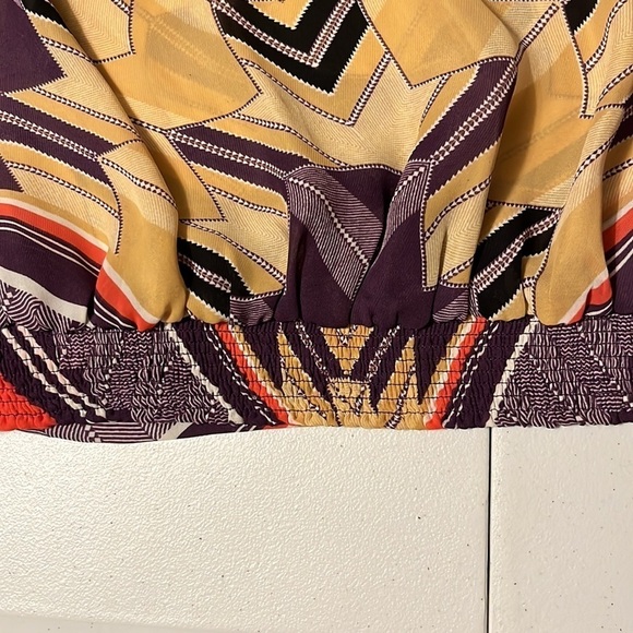 A.N.A. Cold shoulder top with cape shape, sz M - Picture 7 of 8